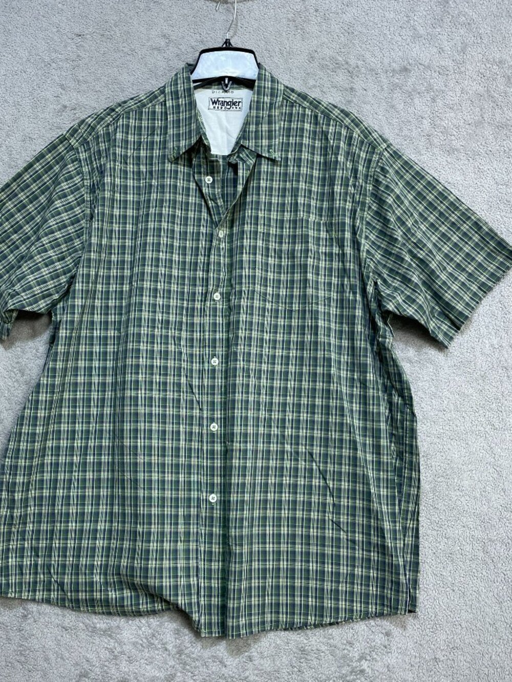 Wrangler Hero Men's XL Green  Plaid Short Sleeve Cotton Button-Down Shirt B1290